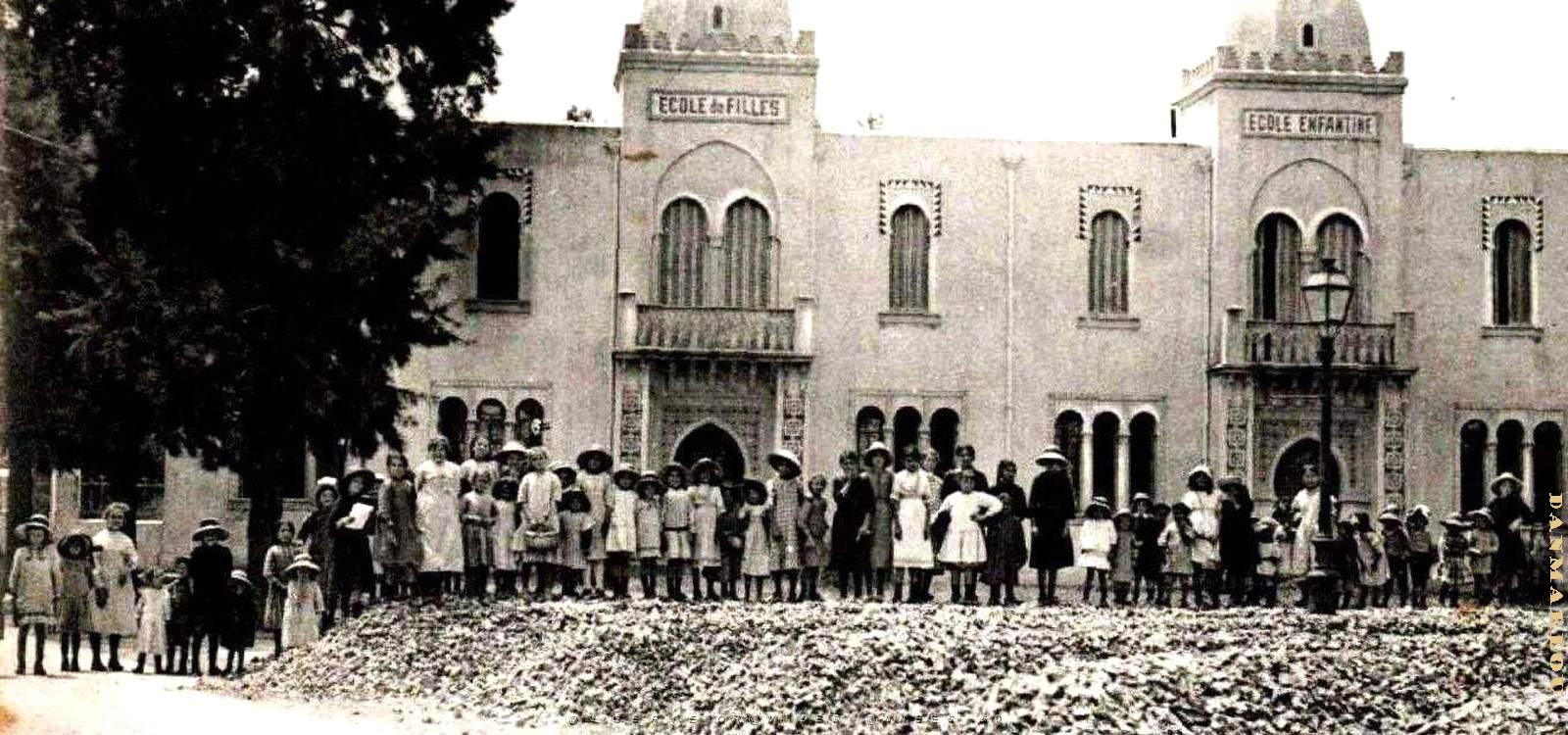2462- Ain-Tedeles - Ecole des filles2 - 1916.jpg